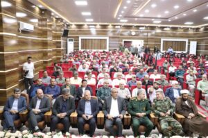 آیین تجلیل و تكریم ۱۰۰ نفر از پیشكسوتان و فاتحان خرمشهر برگزار شد