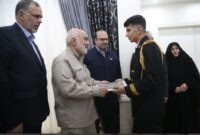 تقدیر استاندار خوزستان از افسر رشید بازمانده ناوچه دنا