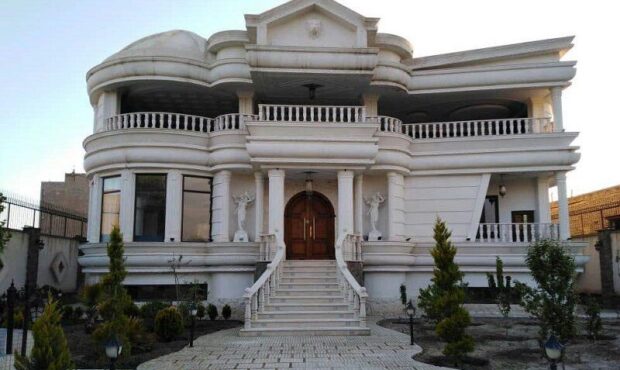 دنده عقب مالیات ستانی از خودروها و خانه های لوکس