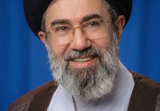پیام رهبر انقلاب به مناسبت روز پاسداشت زبان فارسی و بزرگداشت فردوسی پیام رهبر انقلاب به مناسبت روز پاسداشت زبان فارسی و بزرگداشت فردوسی