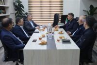 دیدار مدیرعامل نفت و گاز مارون با مدیركل حفاظت محیط زیست خوزستان