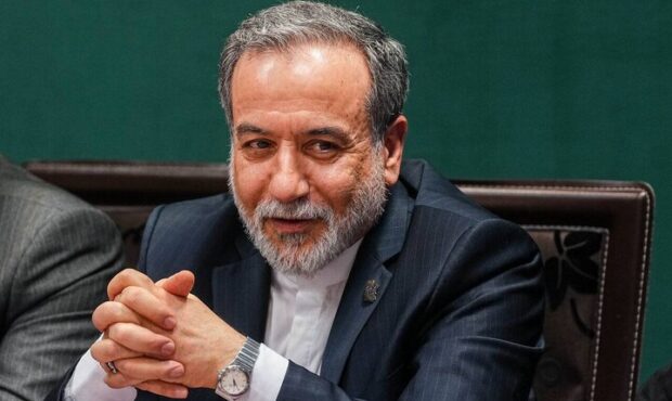 عراقچی:مدیون مردم و نیروهای مسلح هستیم