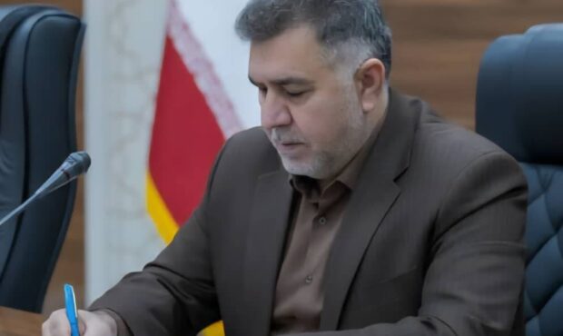 وقتی دلار پایین می‌آید، چرا خودرو گران‌تر می‌شود؟اعتراض جامعه بازنشستگان و کارگران به افزایش غیرمنطقی قیمت خودرو؛ چرا با وجود ریزش نرخ دلار، محصولات ایران‌خودرو گران‌تر شد؟