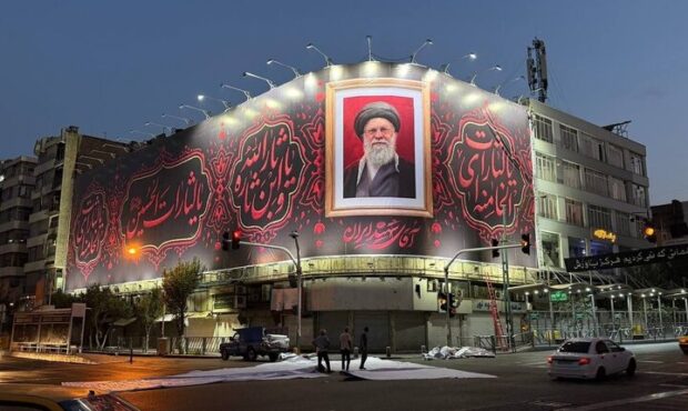 تهران، میزبان وداع بینظیر با آقای شهید ایران؛ همه شهر در خدمت زائران تهران، میزبان وداع بینظیر با آقای شهید ایران؛ همه شهر در خدمت زائران
