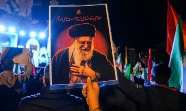 اولین اطلاعیه آستان قدس رضوی درباره محل تدفین رهبر شهید اولین اطلاعیه آستان قدس رضوی درباره محل تدفین رهبر شهید