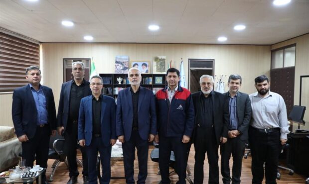 دیدار مدیرعامل شركت نفت و گاز اروندان با مسئولان قضایی خوزستان به مناسبت هفته قوه قضاییه دیدار مدیرعامل شركت نفت و گاز اروندان با مسئولان قضایی خوزستان به مناسبت هفته قوه قضاییه