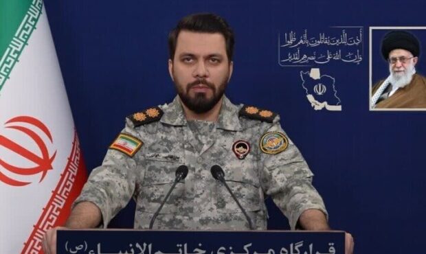 هر کشوری که از دارایی‌های ایران مبلغی دریافت کند، اجازه عبور از تنگه هرمز را نخواهد داشت