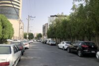 داستان همیشگی اخذ حق پارک توسط افرادی سودجو در خیابانها