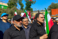 حضور مدیرعامل و کارکنان شرکت ملی مناطق نفت خیز جنوب در آیین اقامه نماز بر پیکر رهبر شهید ایران حضور مدیرعامل و کارکنان شرکت ملی مناطق نفت خیز جنوب در آیین اقامه نماز بر پیکر رهبر شهید ایران